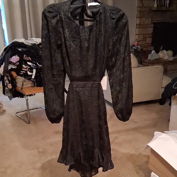 Astr | Dresses | Astr Chic Black Lace Long Sleeve Dress | Poshmark